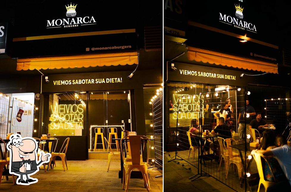 Here's a picture of Monarca Burgers - Icaraí