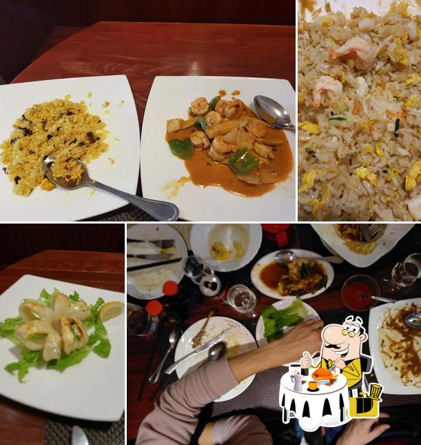 Platti al Ristorante Cinese E Giapponese Jin Xin Yuan