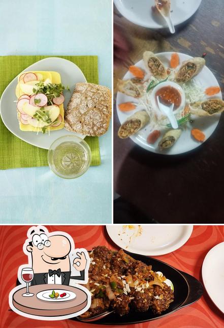 Food at Chinese Hut