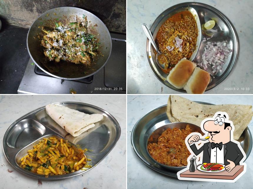 Food at Gajanan Hotel And Juice Center