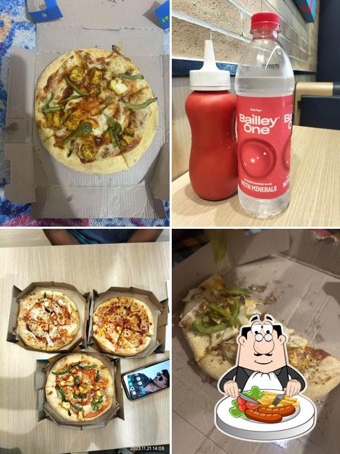 Food at Domino's Pizza Naigaon East, Sarjamori
