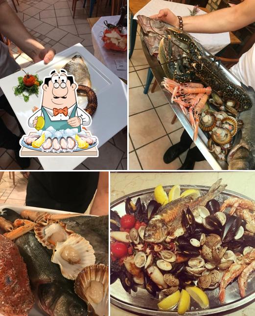 Prenditi la cucina di mare a Fast Food Vitturi