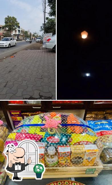 The image of Vijay Bakery Batala’s exterior and food