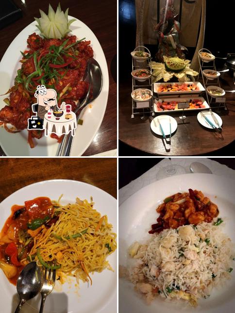 Food at Aromas of Asia