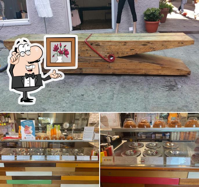 Siediti a un tavolo di Gelateria La Svolta