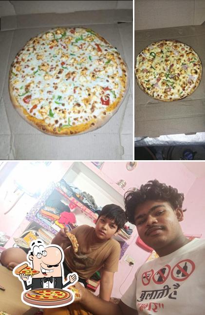 Pick different variants of pizza