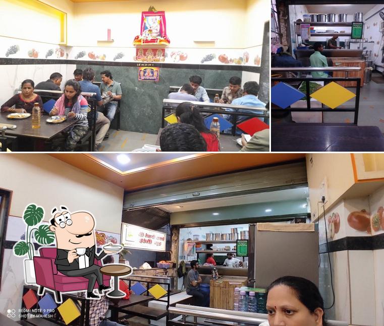 Check out how Shri Swami Samarth Idli Gruh looks inside