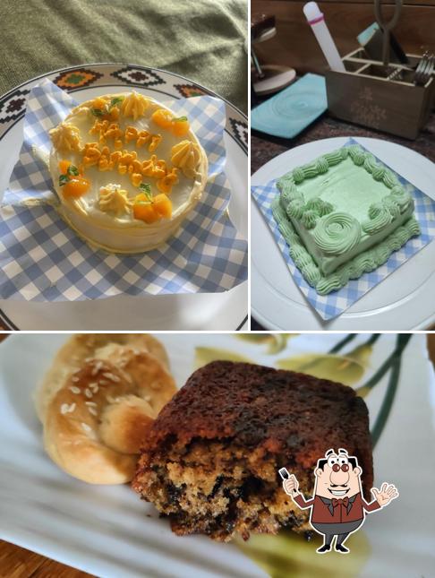 Food at The Little Chef's Petit Gâteaux