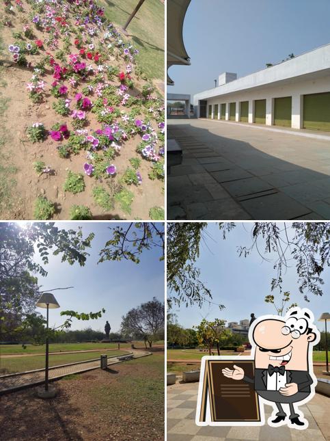 The exterior of (2) Swarnim Park Cafeteria Sec 16