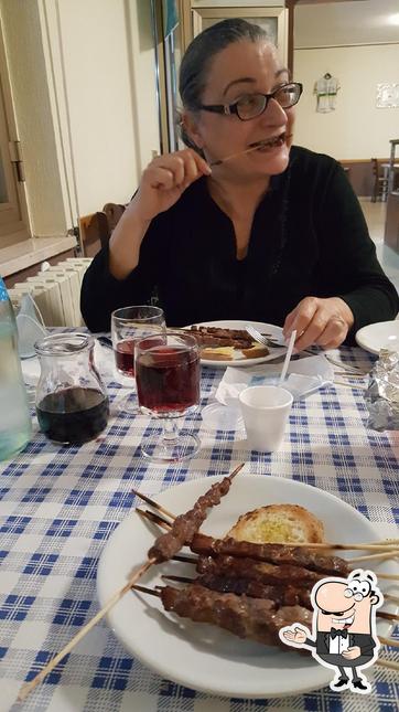 Guarda la foto di Bar 3000