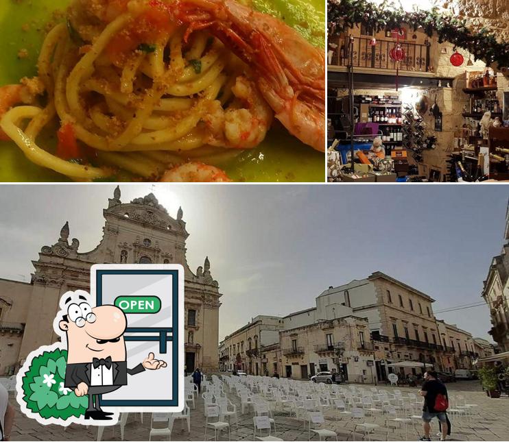 Tra le diverse cose da Corte del Fuoco si possono trovare la esterno e cibo