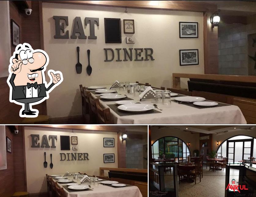 Check out how Avkul , The Diner looks inside