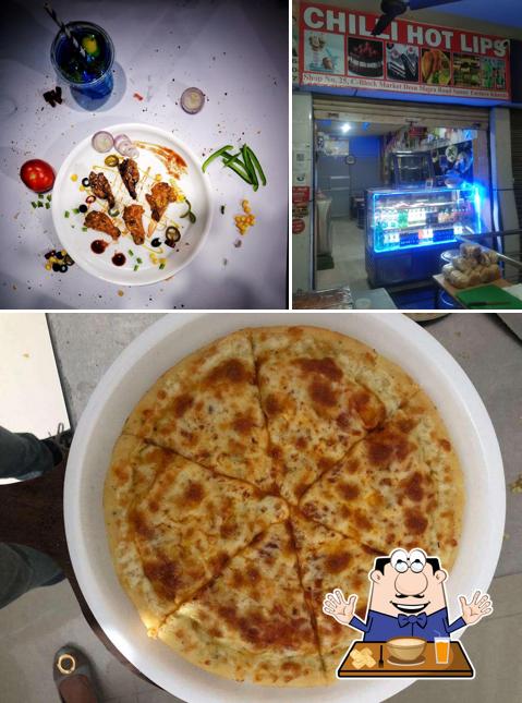 Food at The pizza camp