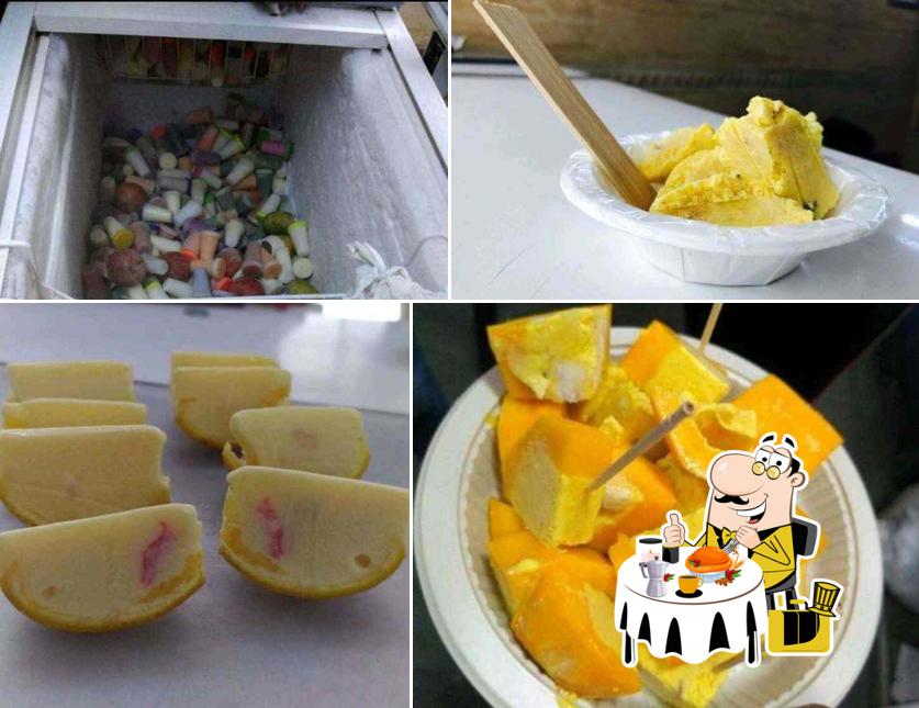 Meals at Kuremal Mohan Lal Kulfi Wale