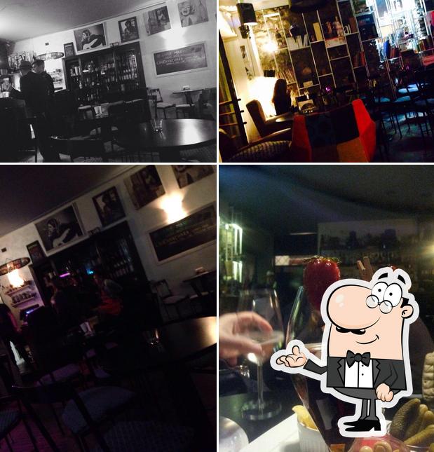 La interni e bancone da bar del ristorante