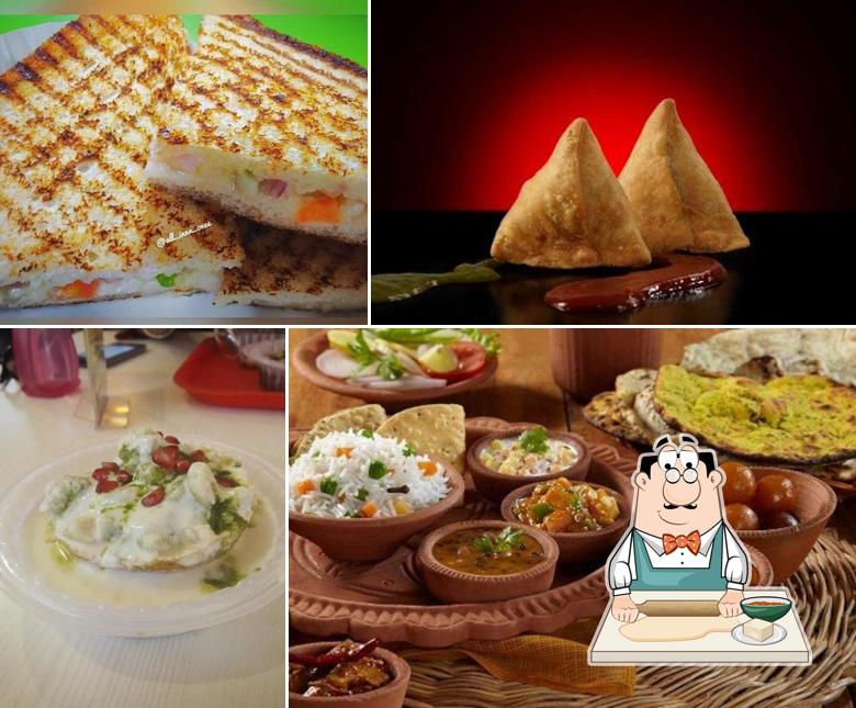 Samosa at Bikano chat cafe