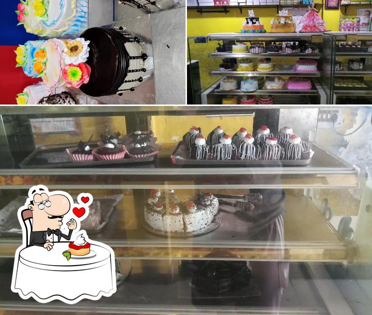 Little Sweets Cake