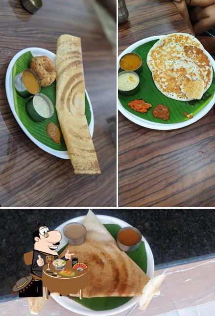Food at VR Mathura Food Paradise