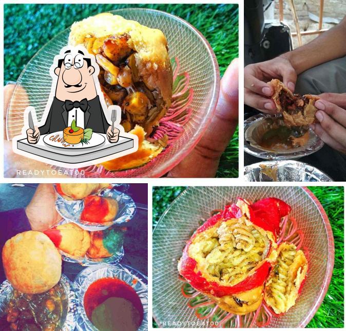 Meals at Samosa 0512 (Pappu Samosa Wala)