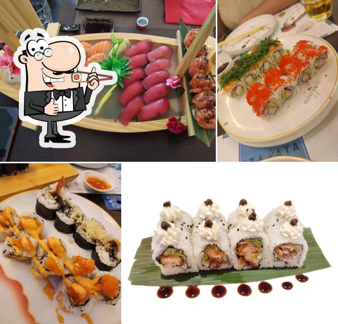 {Restaurant_name} serve piatti di sushi