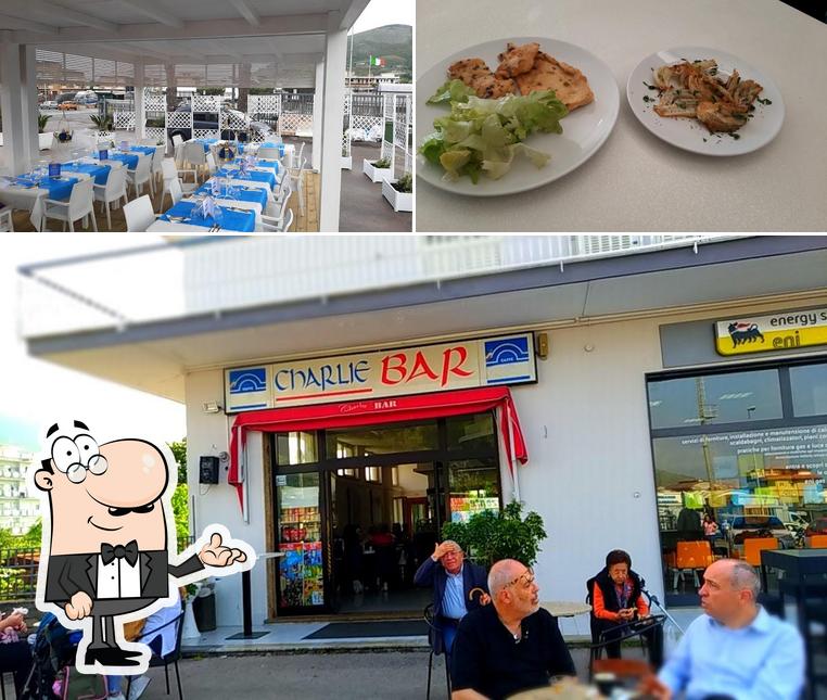 La interni e cibo del ristorante