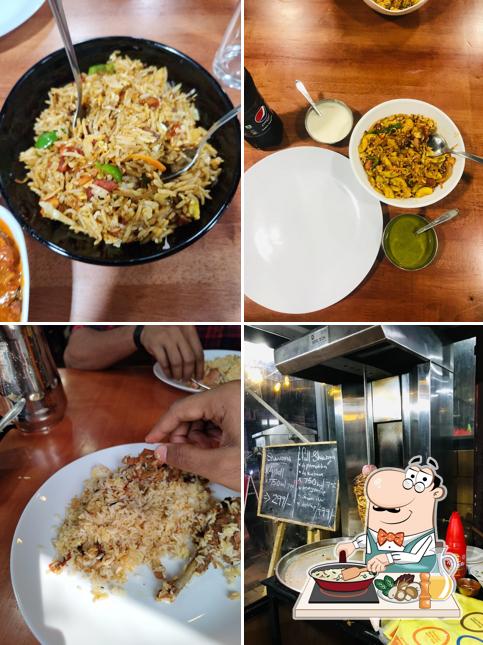 Fried rice at SPICY HUT