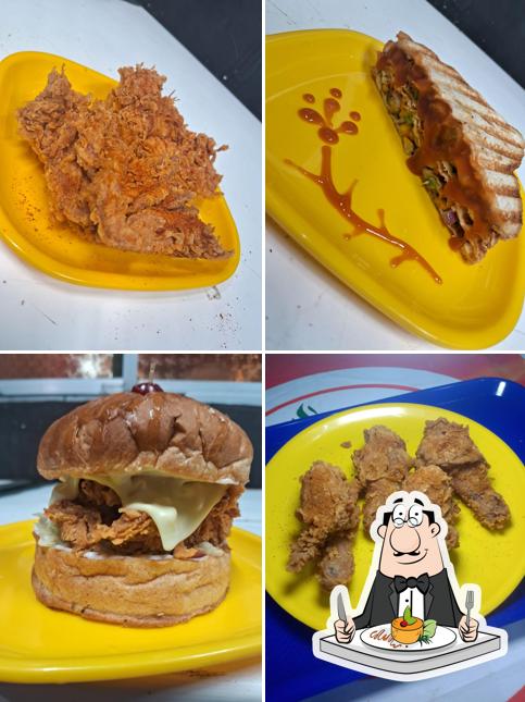 Food at Time Pause & C2 Chicken