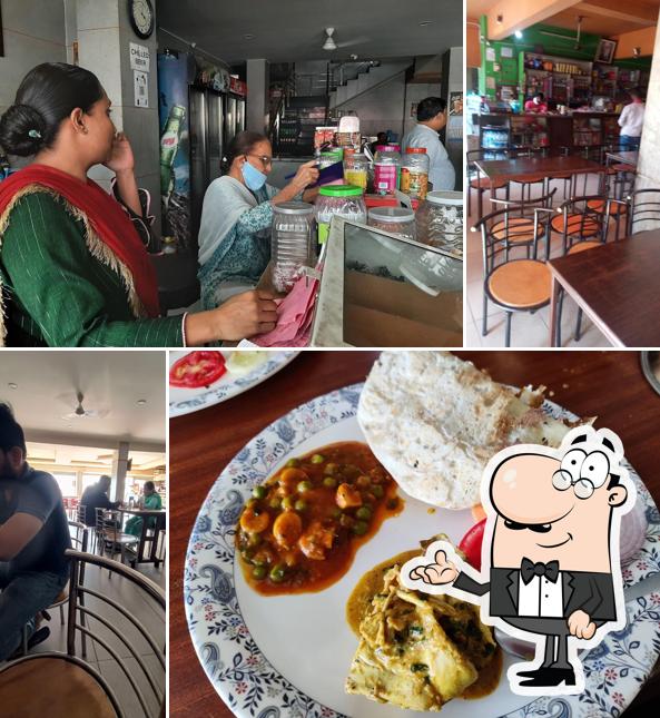 Check out how Giani Da Dhaba looks inside