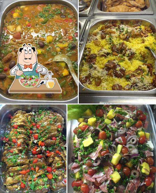 Salada grega em Restaurante Goiabinha
