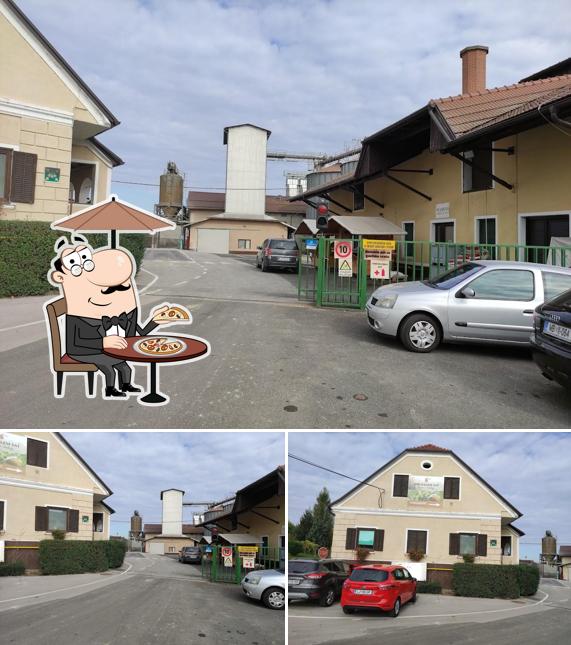 Gli esterni di Strojna bar