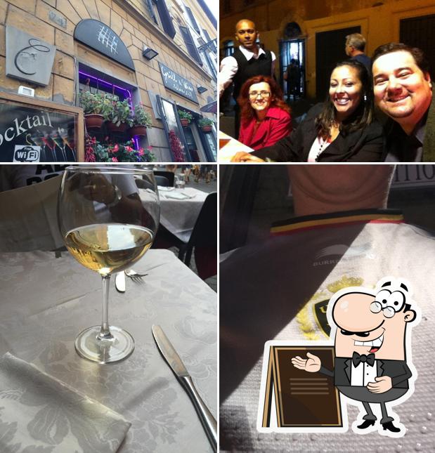 Guarda gli esterni di Wine bar ristorante