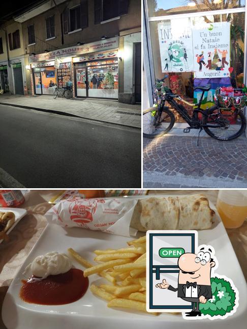 La foto di esterno e cibo da Pizza House 2 Di Khalil Samy