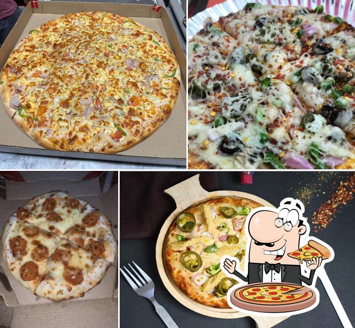 Order pizza at Pizza Cafe