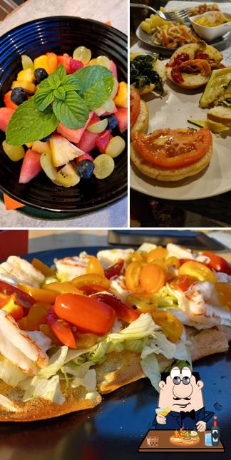 Bruschette al Summer Ciuffy cocktail & fruit