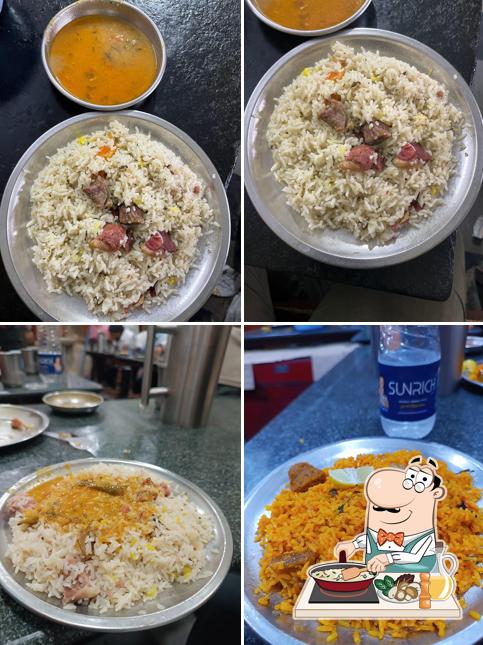 Fried rice at Hidayat Hotel