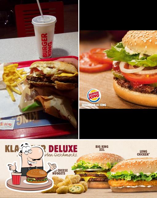 Ordina un hamburger a Burger King