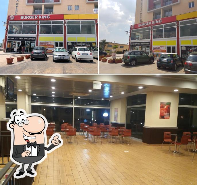 Tra le varie cose da Burger King si possono trovare la esterno e interni