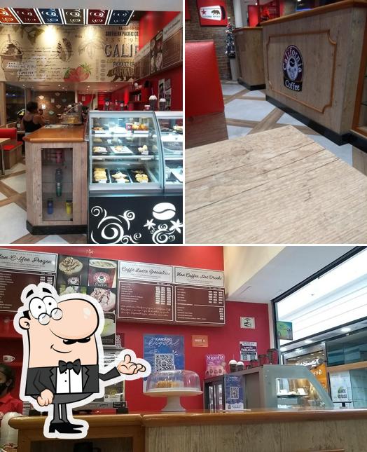 Veja imagens do interior do California Coffee