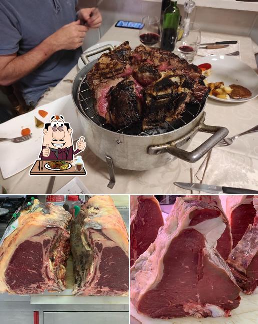 Macelleria Giaccherini Di Pavese Maria Teresa offre piatti di carne