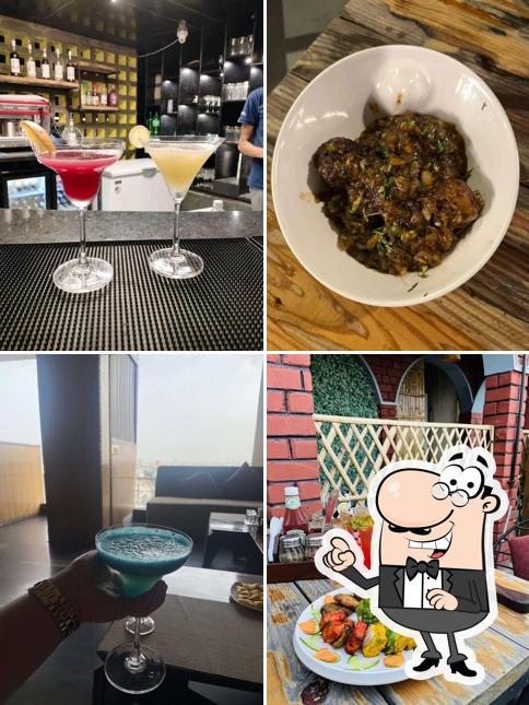 The interior of Infinity - Air Bar And Roof Dine