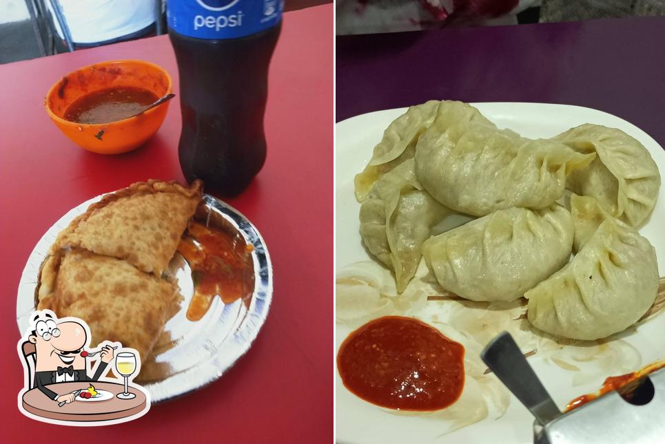 Food at Rana fast food