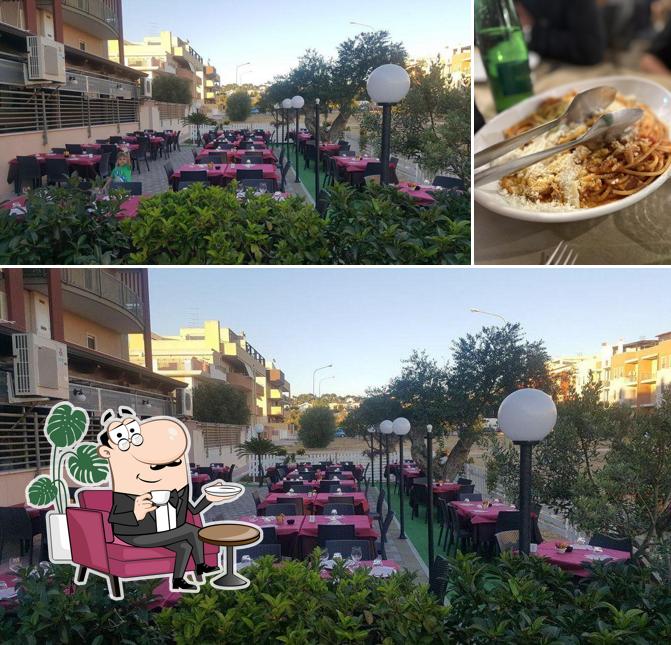 Tra le varie cose da Ristorante Pizzeria Aglio Olio E Peperoncino Di Riccardo Monti si possono trovare la interni e bevanda