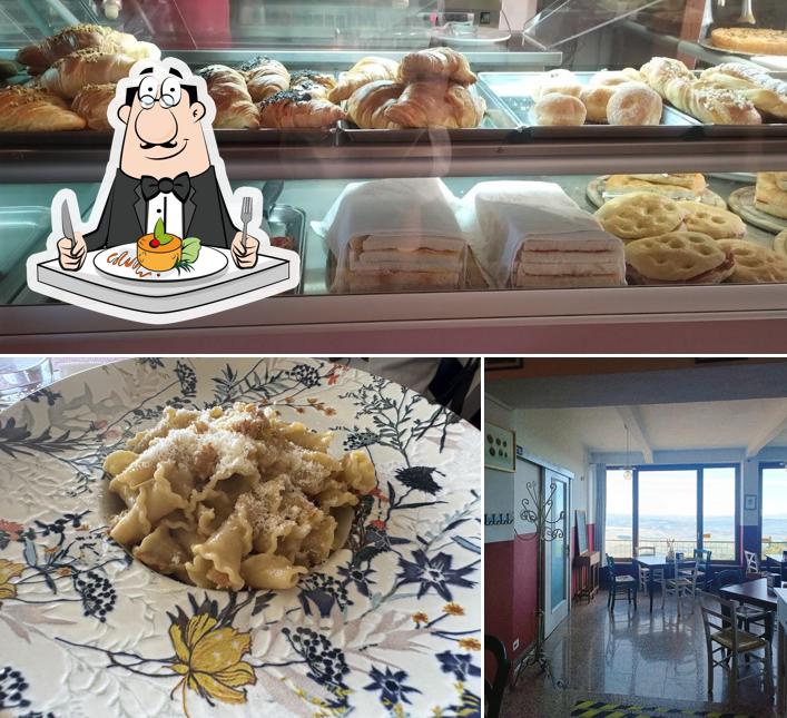 La cibo e interni del ristorante