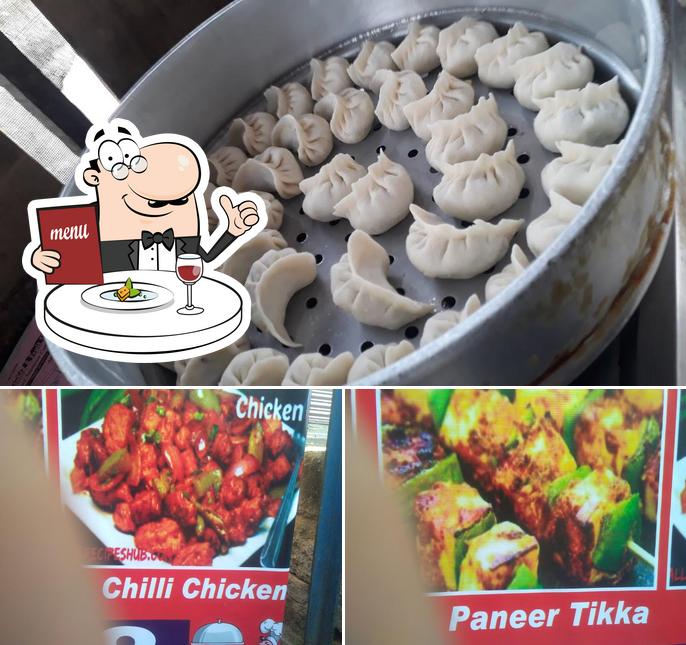 Food at Bajrang Momo Bander