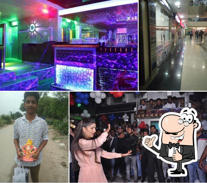 Here's a pic of De Forbidden Lounge night club