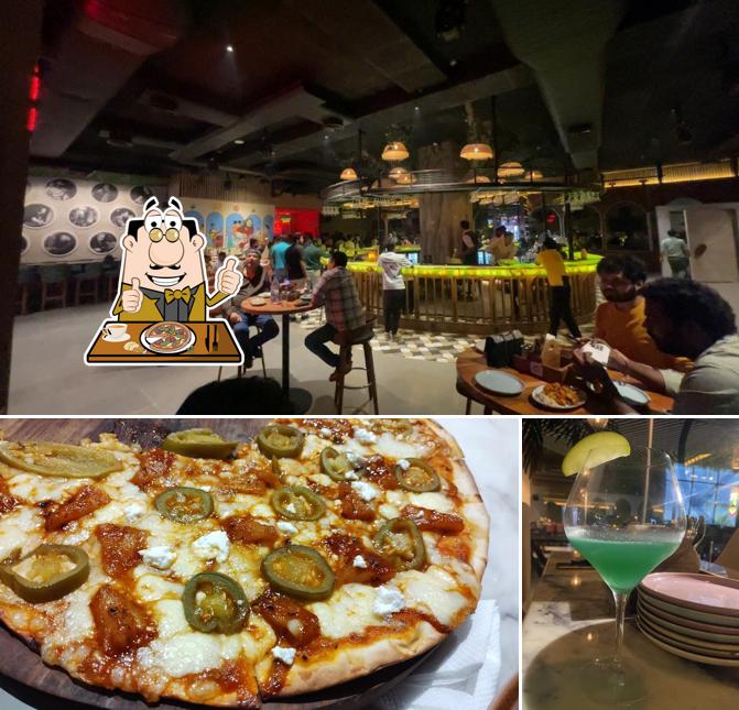 Order pizza at RAASTA