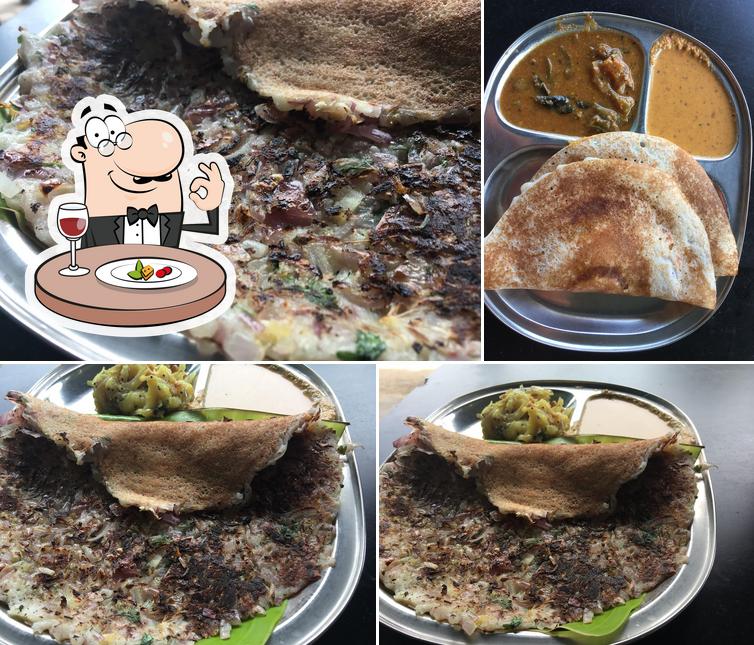 Shri Revanna sideeshwara Idli Dose Hotel