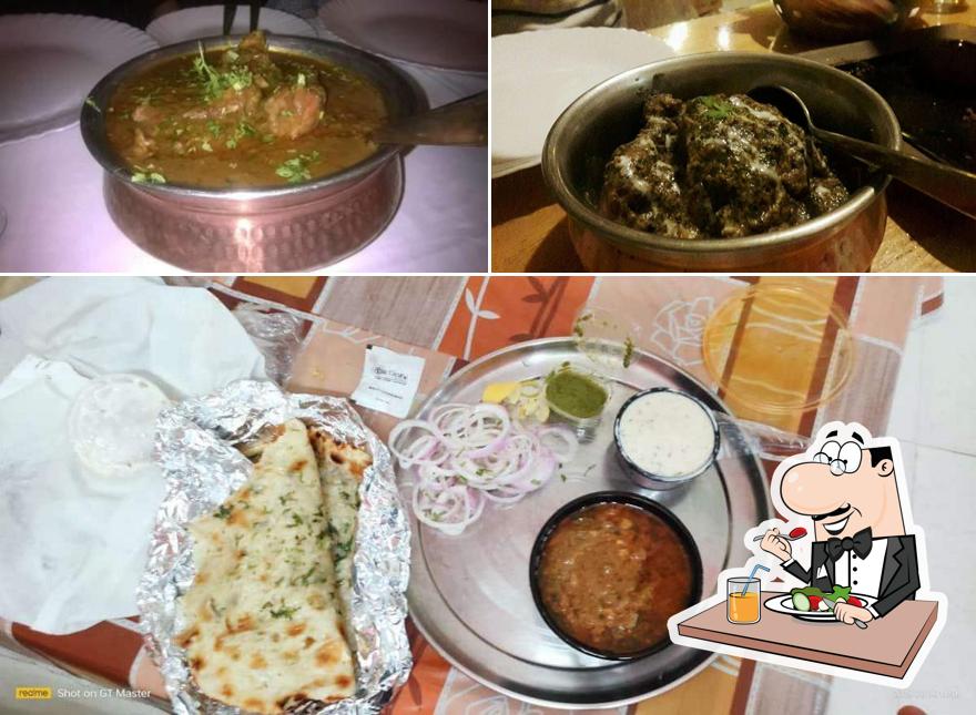 Meals at Pack 'N' Chew