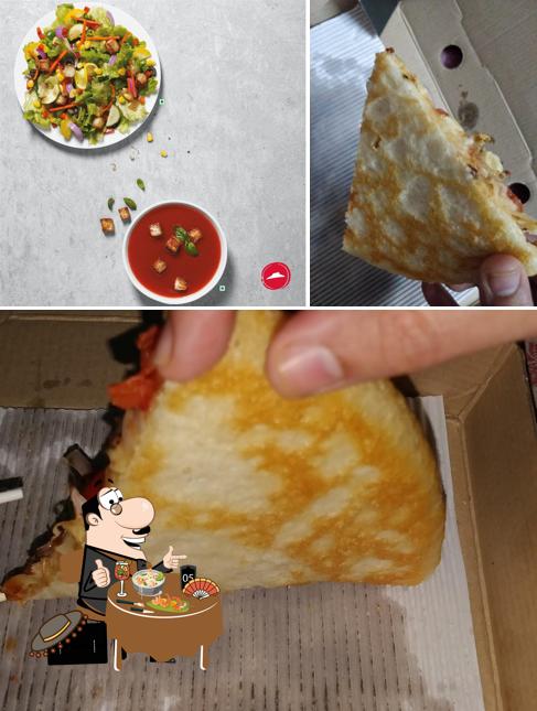 Meals at Pizza Hut Civil Lines, Rohtak