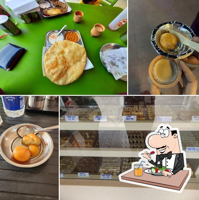 Food at TULARAM FOOD PLAZA